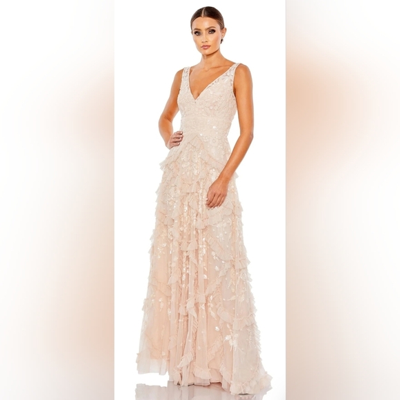 Mac Duggal Dresses & Skirts - Sequined Scallop Ruffle Tiered V Neck Gown, Blush, Size‎ 16